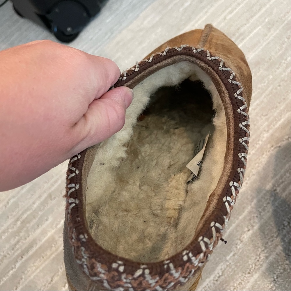 Ugg Tasman Slipper - Picture 8 of 9